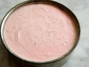 Baked strawberry cheesecake