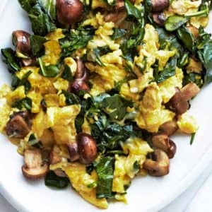 cheesy,-eggy-mushrooms-with-spinach