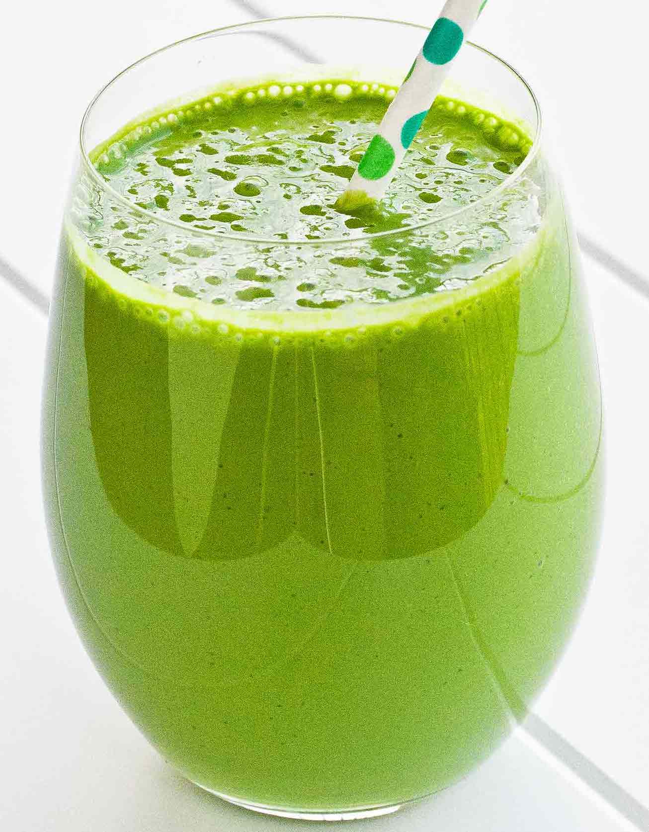  Spinach, Grape, and Coconut Smoothie